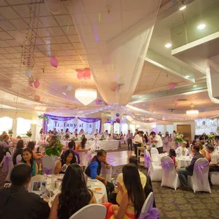 Lynda's Balloons Decor And More