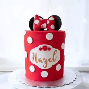 Minnie Mouse Cake, Birthday Cake by Lyndsay at Lyndsay&apos;s Cakery in San Diego, Ca