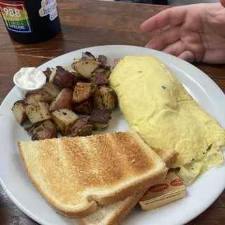 Ham and cheddar omelette