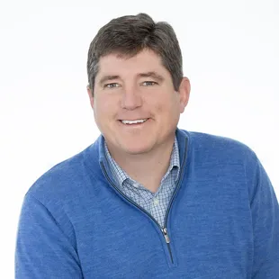 Time to update your LinkedIn headshot with a new photo?