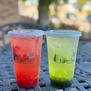 Strawberry Sparkling &amp; Kiwi Sparkling