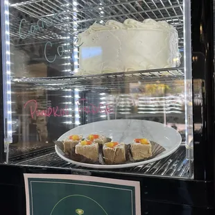 Yummy pumpkin fudge and carrot cake