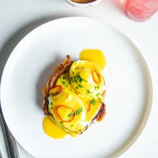 Lyons Benedict