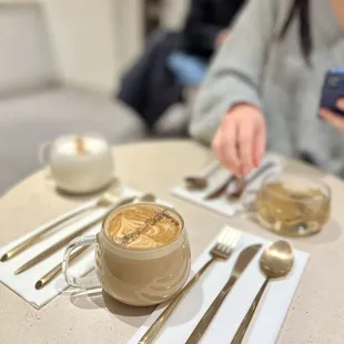 Lysée Signature Latte