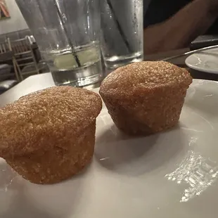 Corn muffins m