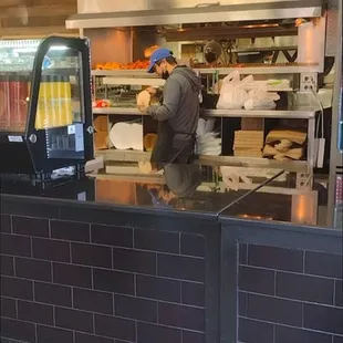 ws a man preparing food