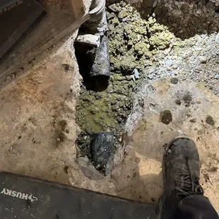 ws a hole in the floor