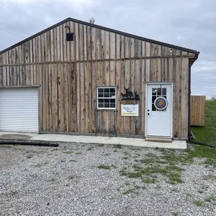 Exterior photo of M&amp;M archery 2024.