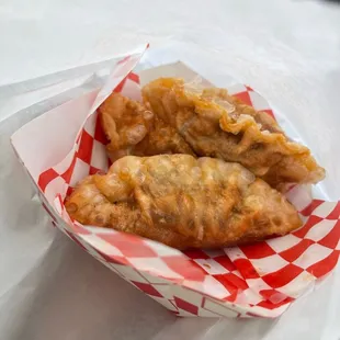 Fried pot stickers