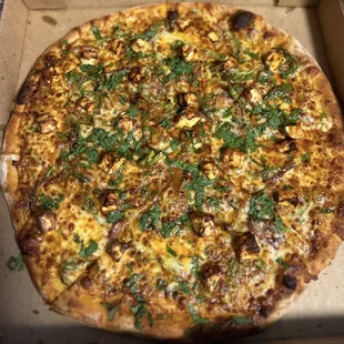 Cadhai paneer pizza