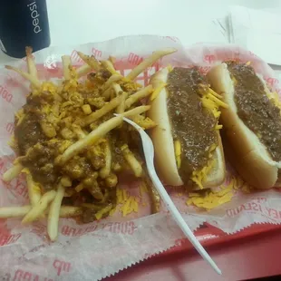 Chili cheese dogs &amp; chili cheese fries