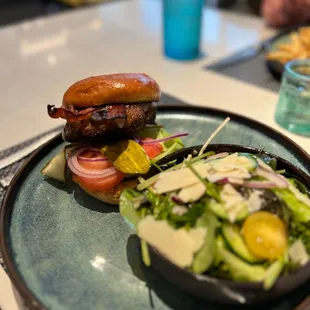 MB Burger*