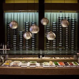 sushi and sashimi, interior