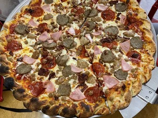 Van’s Brick Oven Pizza