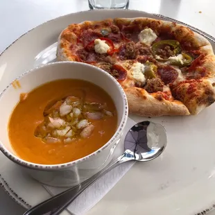 1/2 spicy Sicilian and cup of lobster bisque.