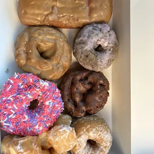  variety of donuts in a box