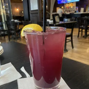 Blueberry lemonade cocktail