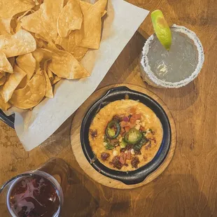 Skillet queso
