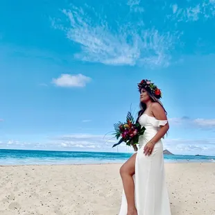 Tropical Hawaiian bouquet and matching haiku