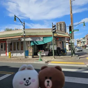 Located at the corner of Maunakea Street and Pauahi Street
