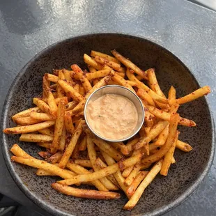 Chili Crisps Garlic Fries with Kimchi Aioli