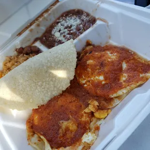 Huevos Ranchero deliciosos!  Muy buen precio &amp; excelente servicio!