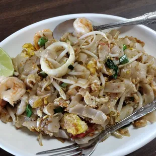 Seafood Pad Thai ** 19 Dec.2022**