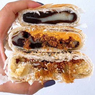 Bǐng (top to bottom): Red bean+mochi, Red bean+mochi+salted egg+pork floss, Pork floss+mung bean | $4.25-$4.69