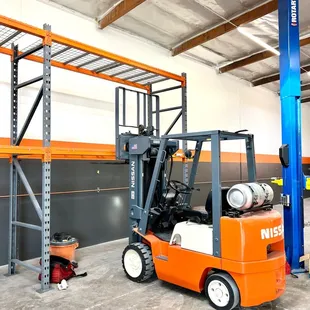 Shoreline motoring warehouse -