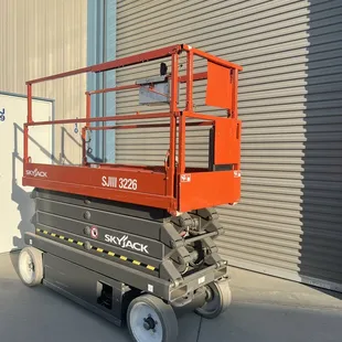Scissor lift