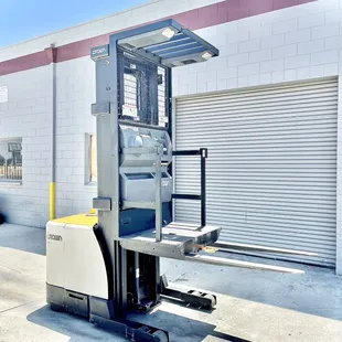 Crown Stock picker - rentals sales service