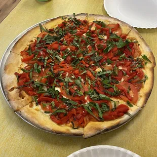 Caprese Medium Pizza