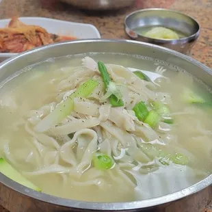 Hot Chicken Noodles