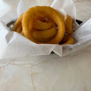 Starting the afternoon right with some onion rings!!!