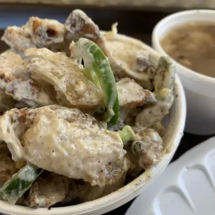 Dinakdakan