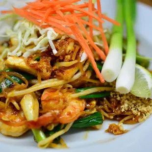 shrimp pad thai