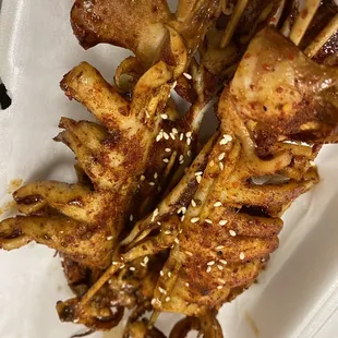 chicken skewers with sesame seeds