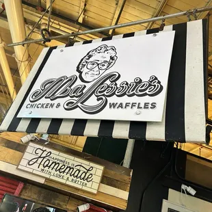 Ma Lessie&apos;s Chicken &amp; waffles