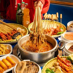 Malubianbian Orlando: fresh ingredients, rich broths, and the best Chinese hotpot in town.