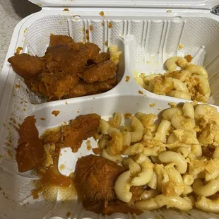 Fried Chicken Dinner (leg &amp; thigh) Yams Mac/Cheese