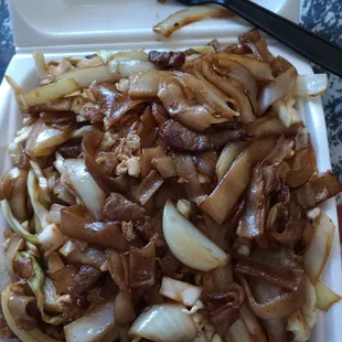 Chow Fun. A lot of onions