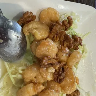 Honey walnut shrimp