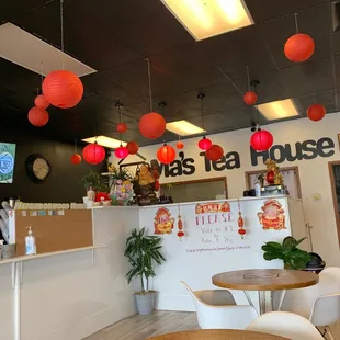 Chill vibe and nice folks :)