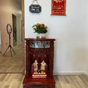 a table with a tea pot on it