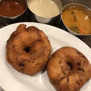 Medhu Vada