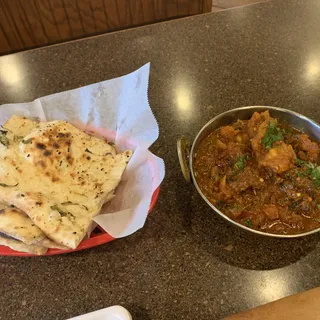 Nellore Chepala Pulusu (Fish in Tamarind Gravy)