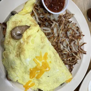 Omelet and hashbtowns