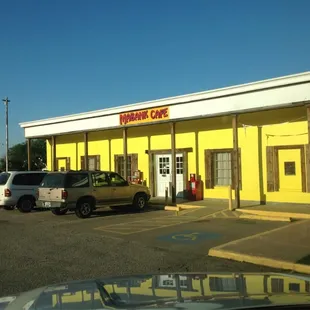 a view of the outside of the restaurant