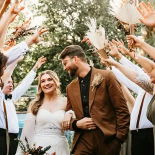 Hair and makeup by Mabel Salon