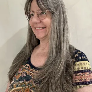 Long layered haircut by Kaela